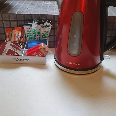 Seaside Hideaway - Free Onstreet Parking Scarborough