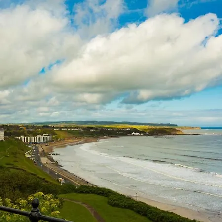 Seaside Hideaway - Free Onstreet Parking Scarborough