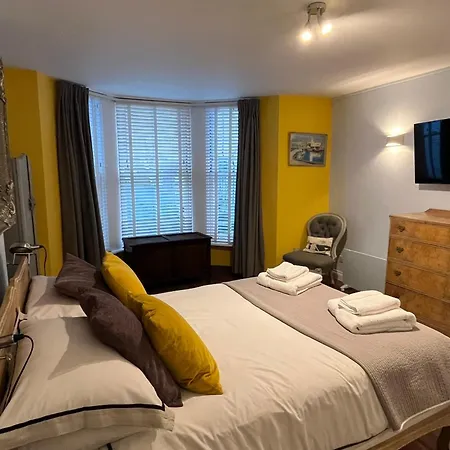 Seaside Hideaway - Free Onstreet Parking بيت للعطل *