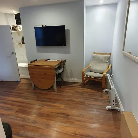 Seaside Hideaway - Free Onstreet Parking Feriehus *