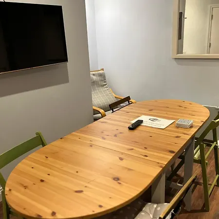 Seaside Hideaway - Free Onstreet Parking Holiday home