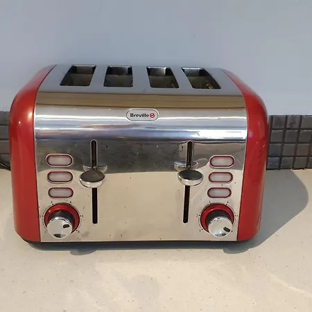 Seaside Hideaway - Free Onstreet Parking Scarborough