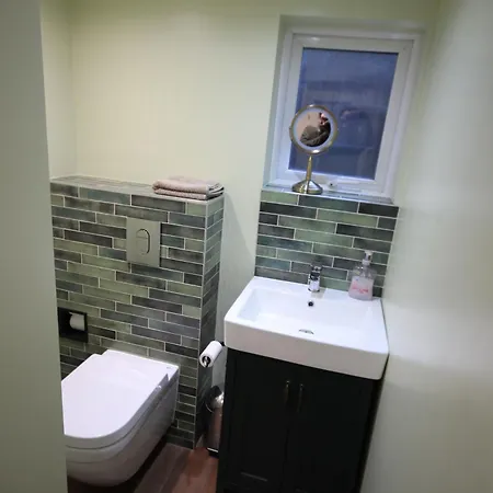 Feriehus Seaside Hideaway - Free Onstreet Parking