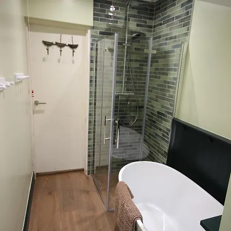 بيت للعطل Seaside Hideaway - Free Onstreet Parking *