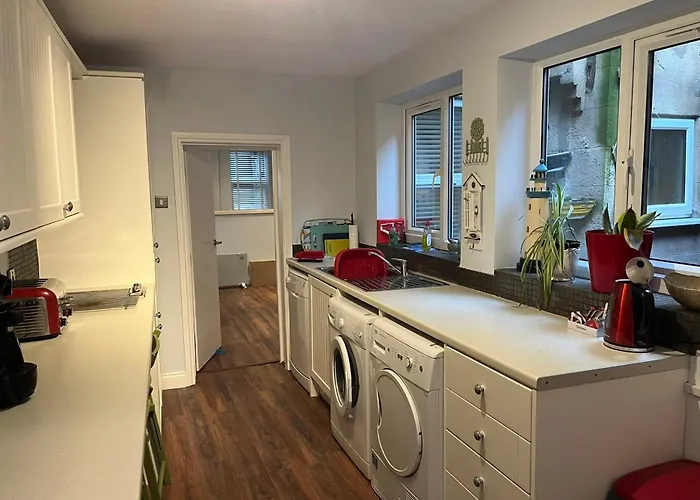 Seaside Hideaway - Free Onstreet Parking Dom wakacyjny *