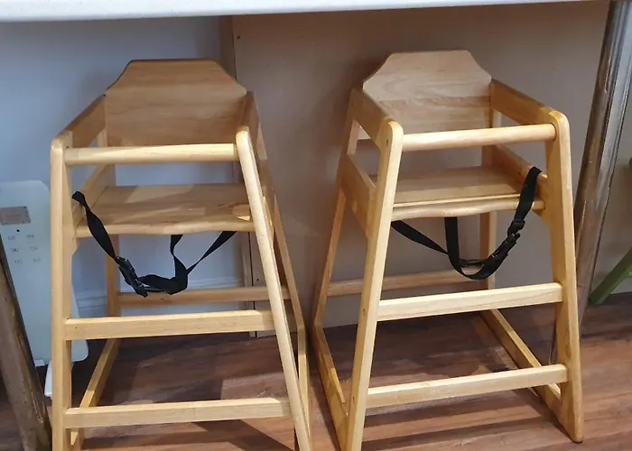 Seaside Hideaway - Free Onstreet Parking *