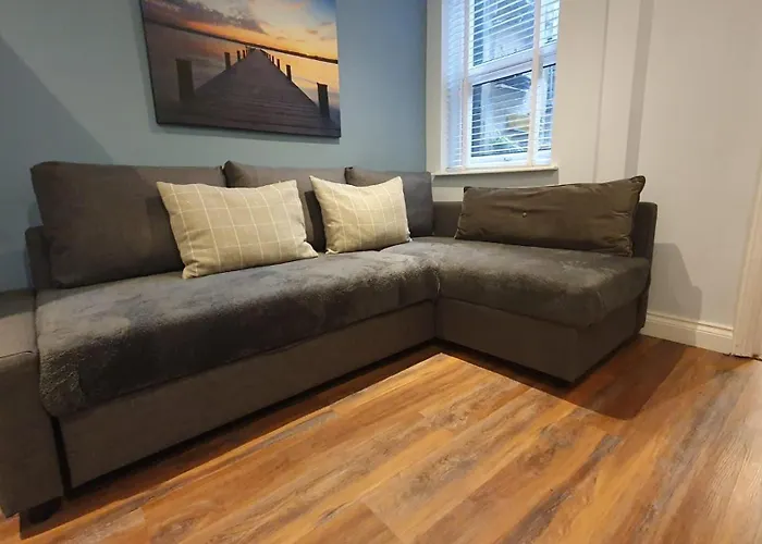 Seaside Hideaway - Free Onstreet Parking