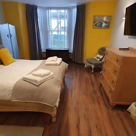 Vakantiehuis Seaside Hideaway - Free Onstreet Parking
